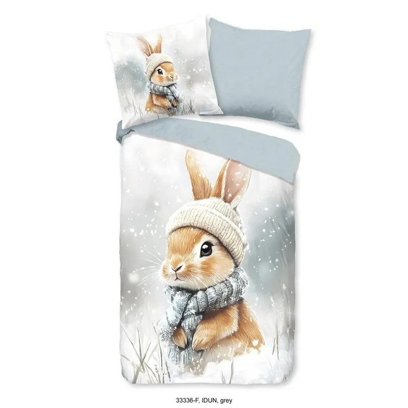 Good Morning Bettwäsche 135x200 + 1 x 80x80 cm Flanell Idun Hase mit gestrickter Mütze und Schal grau