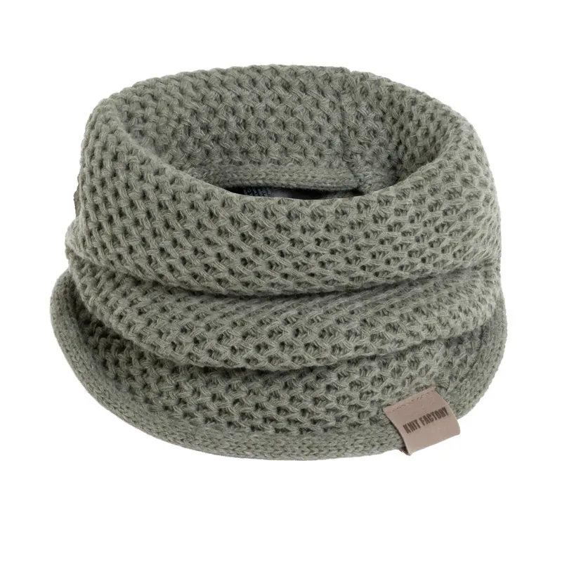 Knit Factory | Enya Rundschal Urban Green | Grün | One Size