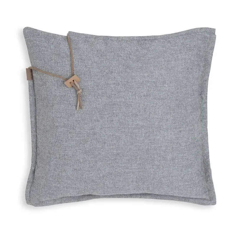 Knit Factory Imre Kissen 50x50 cm Glatt Grau