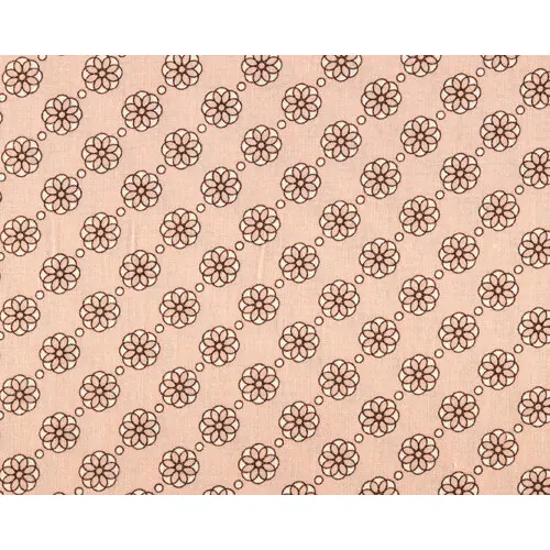 Patchworkserie "Moondance" mit regelmäßig angeordneten Blütenkreisen, rosa