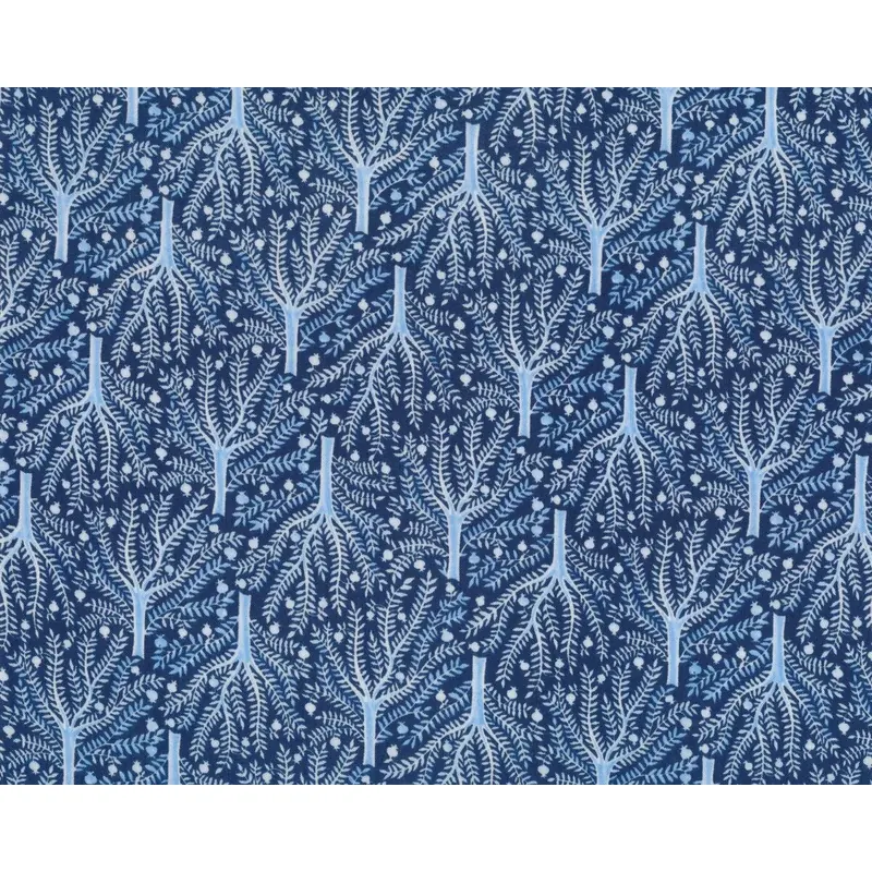 Patchworkstoff Organic Cotton MOODY BLUES, zarte Bäume, dunkelblau-gebrochenes weiß