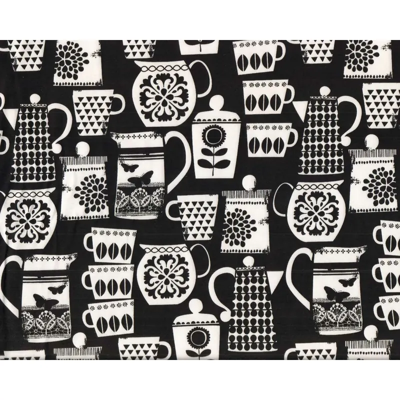 Patchworkstoff PUT LID ON IT mit Tassen, Krügen und Kannen mit feinem Dekor, schwarz-weiß