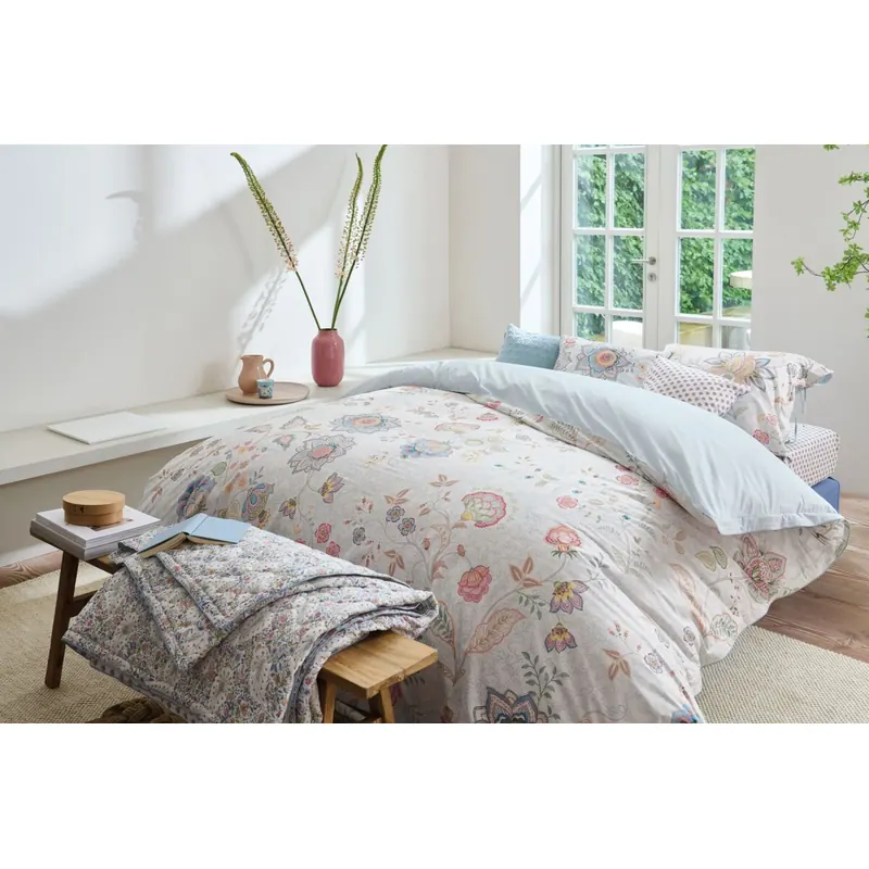 PiP Studio Kissen ko PIP Kairi Bloom Quilted Light Blue Hell 70 cm x 45 cm blau