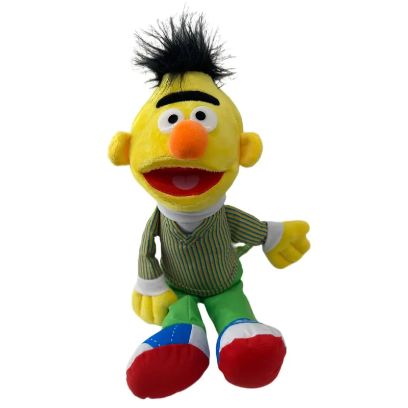 Soma Sesamstrasse Kuscheltier Plüsch Figur 45 cm Plüschtier Stofftier kuschelweich ab den ersten Lebensmonaten geeignet als Geschenk Bert